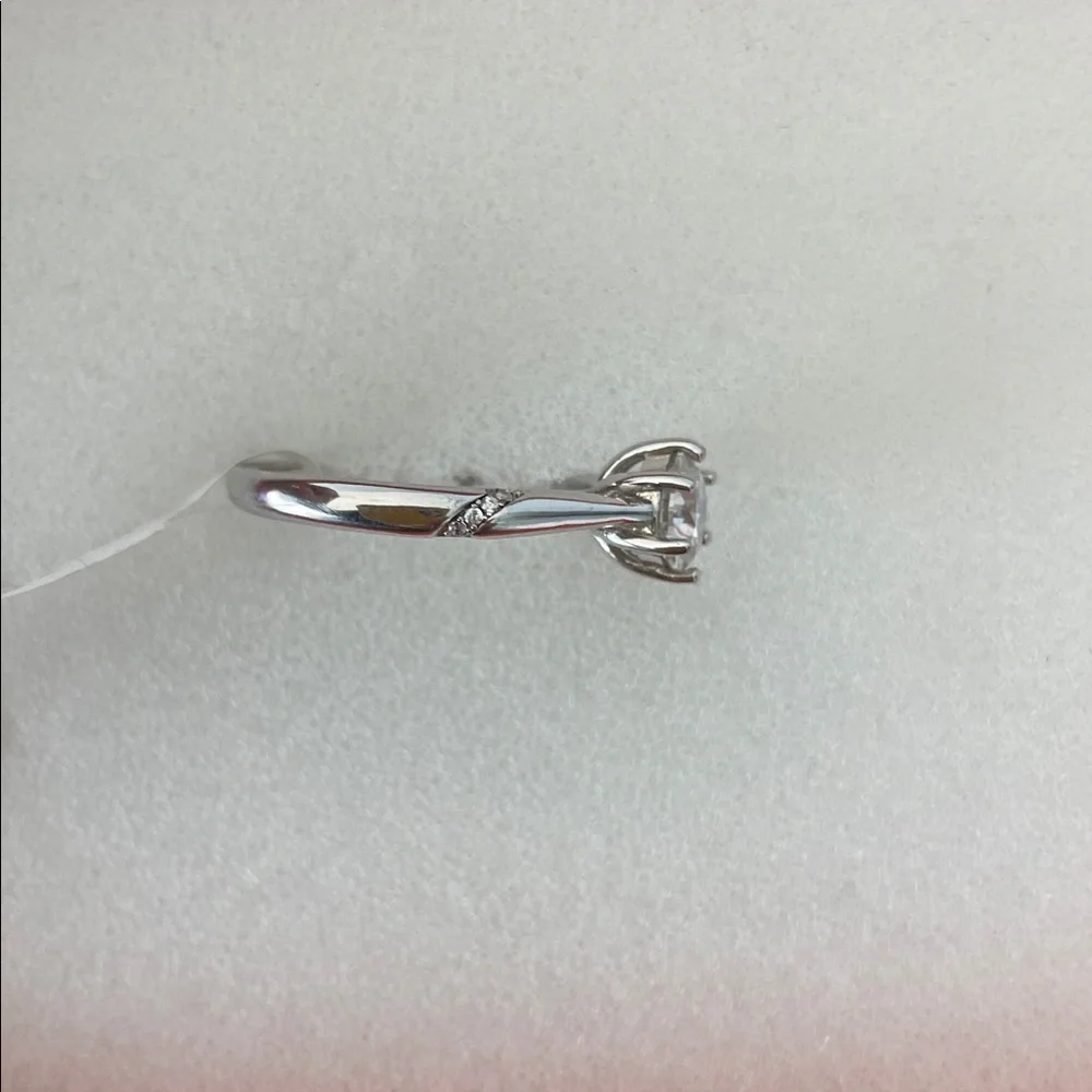Sterling Silver Stamped S925 Moissanite CTTW: 1. 05 Women’s Ring